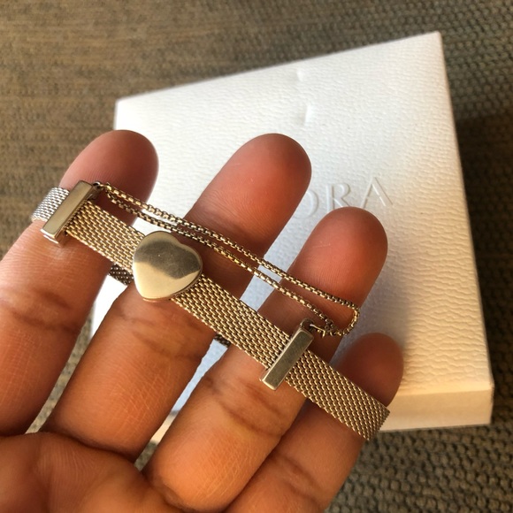 PANDORA Reflection Bracelet w/ Heart & Safety Chain Clip Charm Size: 6.3 " - Picture 3 of 12